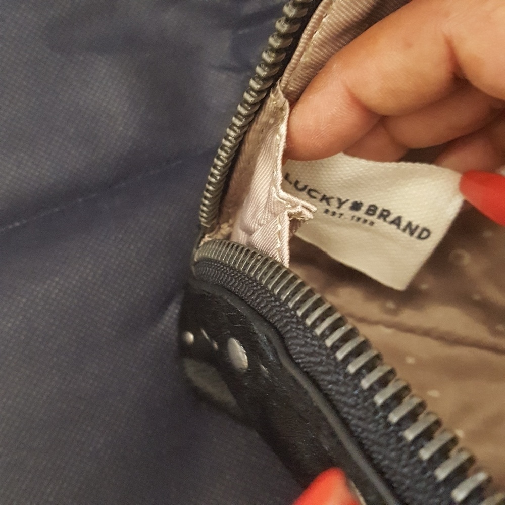 LUCKY BRAND CLUTCH - Picture 4 of 6